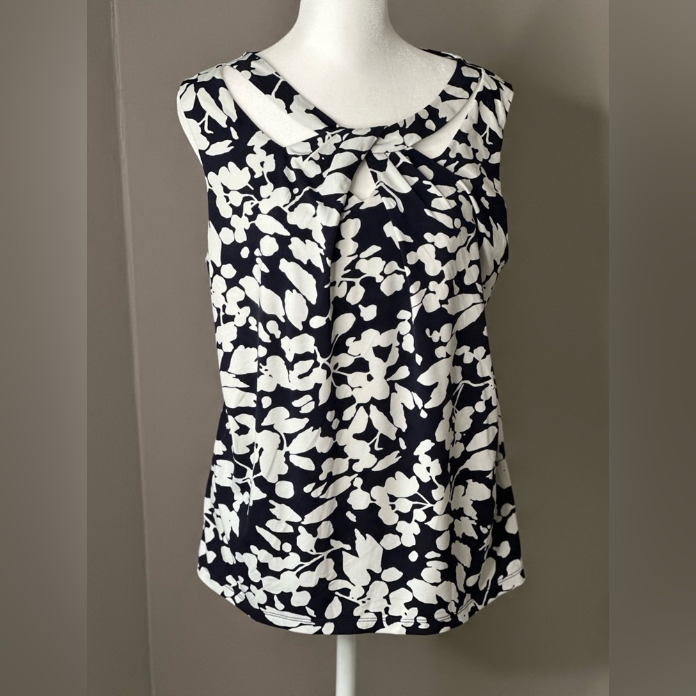 Nine West navy and white pleated neckline blouse size L